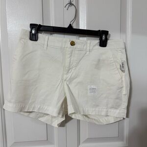 Old Navy Women’s White Cargo Shorts